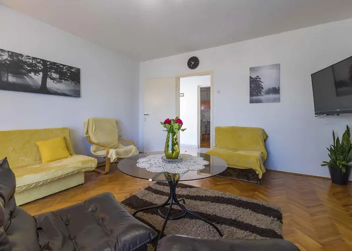 Appartement In 5611 Crikvenica