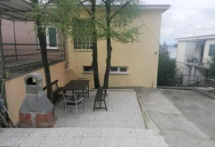 In 5611 *