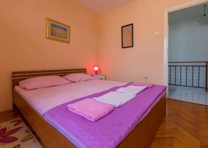 In 5611 Crikvenica